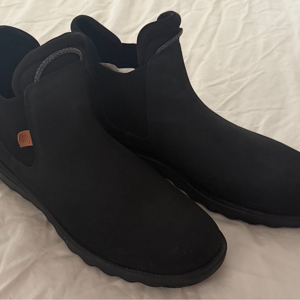 Hey Dude Men's Black Suede Slip On Boots